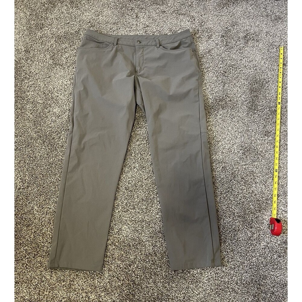 Lululemons Pants Mens 38 biege tan ABC 5 pocket chino 38x32